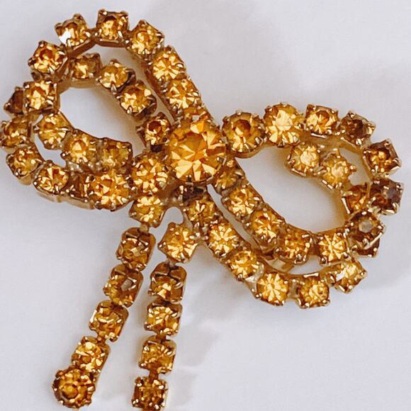 Vintage Mid Century Gold Tone Bow Brooch With Yellow Prong Set Rhinestones 1950s - Picture 5 of 9